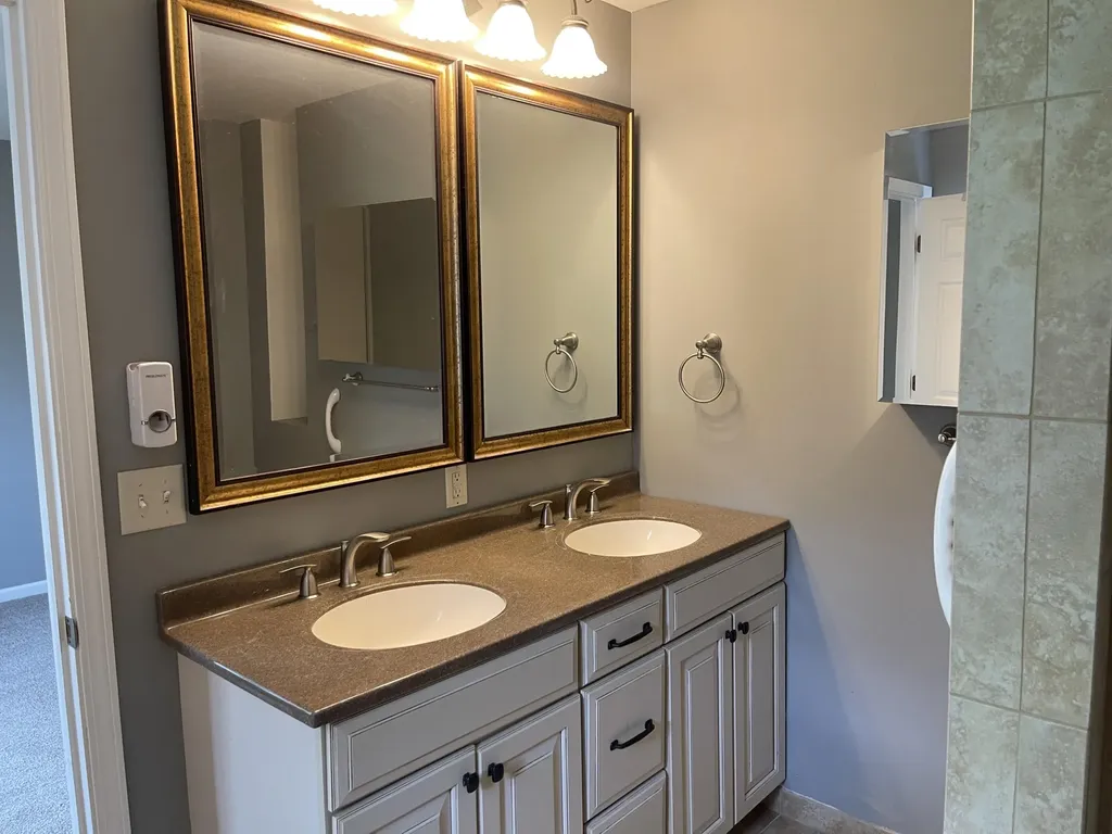 113 Beacon Ridge Drive Battle Creek City MI 49017