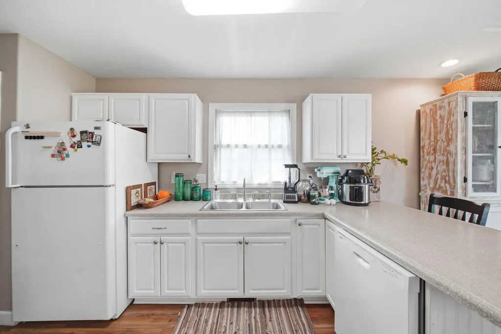 5024 Hematite Street Blackman Charter Township MI 49201