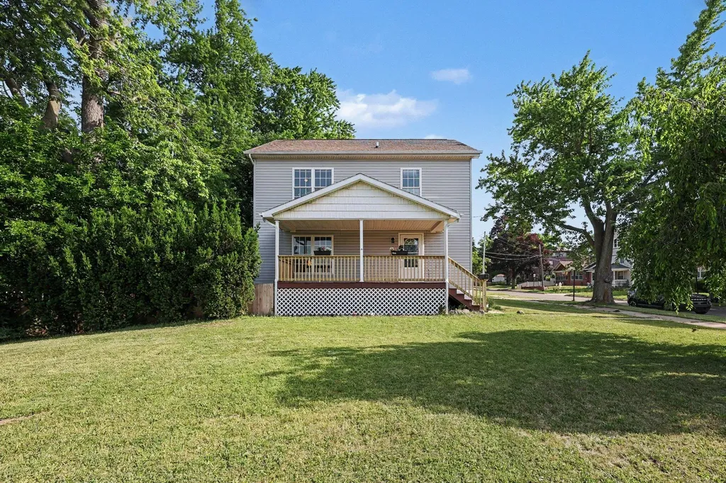 1022 Homewild Avenue Jackson City MI 49201