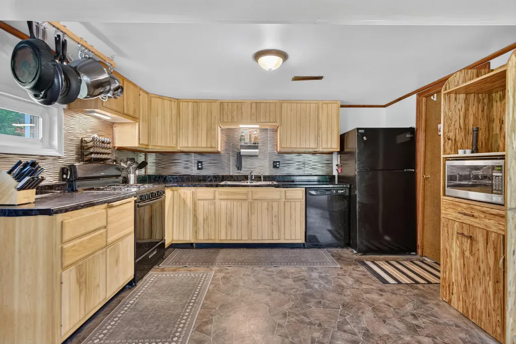10932 Baker Road Somerset Township MI 49249