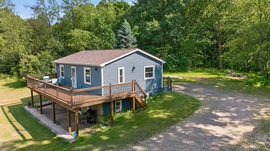 10932 Baker Road Somerset Township MI 49249