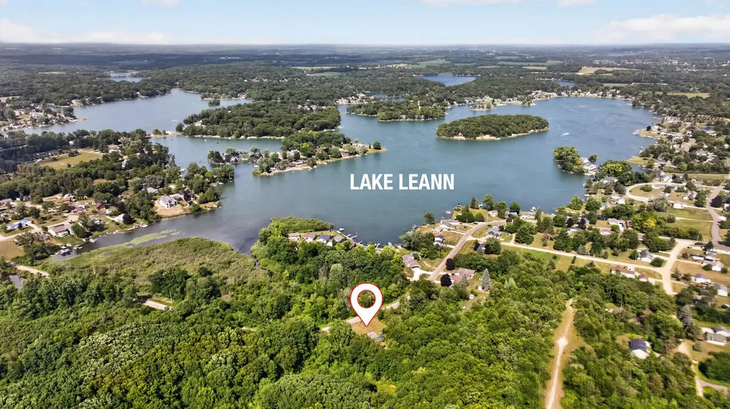 10932 Baker Road Somerset Township MI 49249