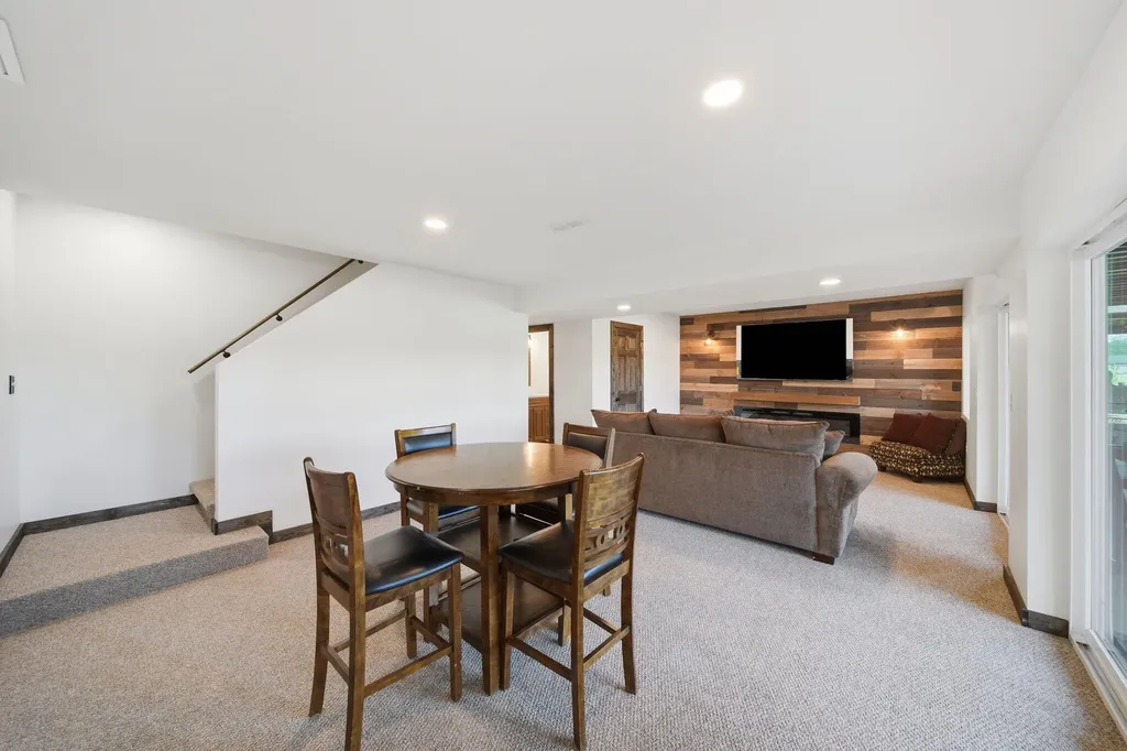 652 Swains Lake Drive Pulaski Township MI 49237