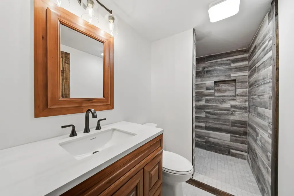 652 Swains Lake Drive Pulaski Township MI 49237