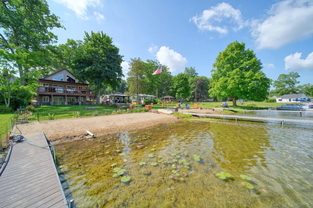 652 Swains Lake Drive Pulaski Township MI 49237