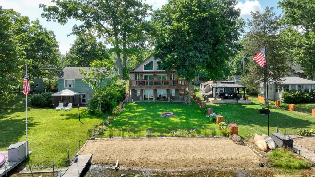 652 Swains Lake Drive Pulaski Township MI 49237