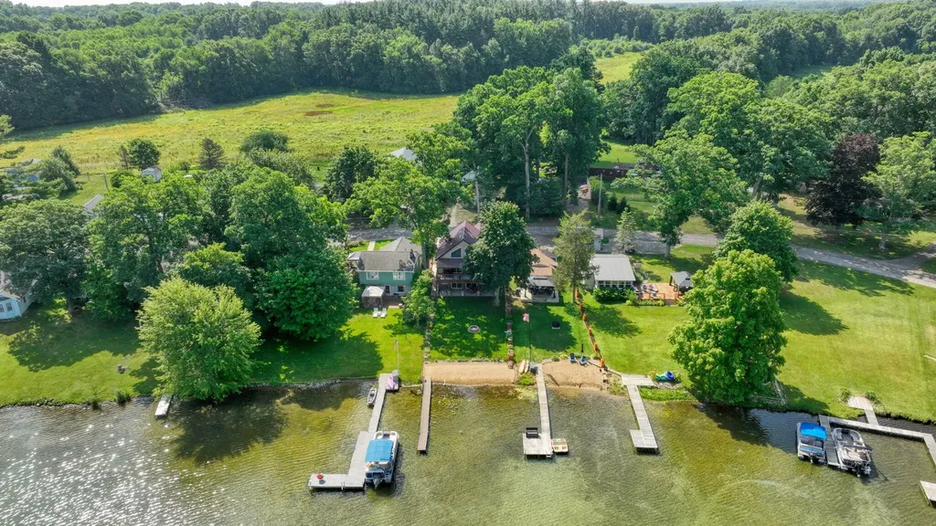 652 Swains Lake Drive Pulaski Township MI 49237