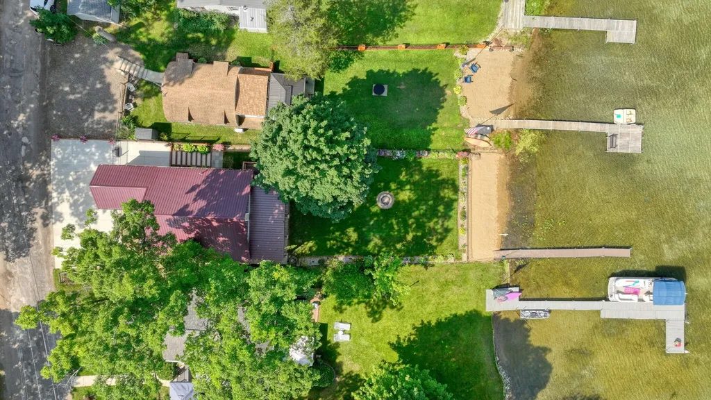 652 Swains Lake Drive Pulaski Township MI 49237