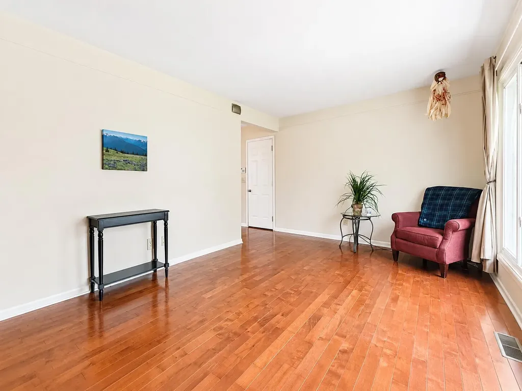 413 Argyle Court Milan City MI 48160