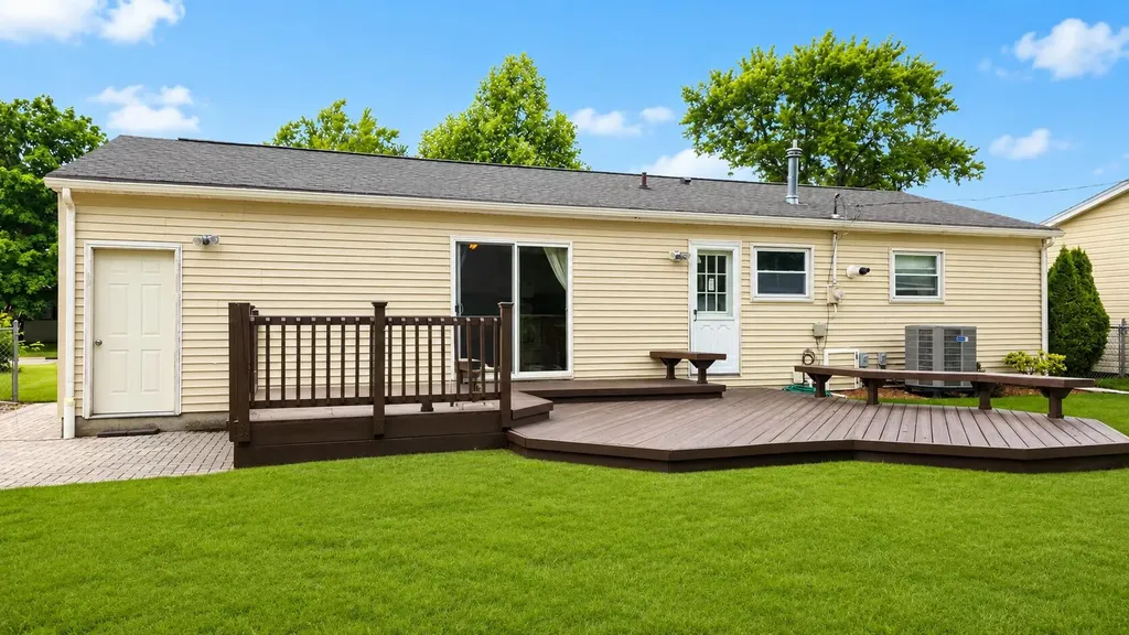 413 Argyle Court Milan City MI 48160