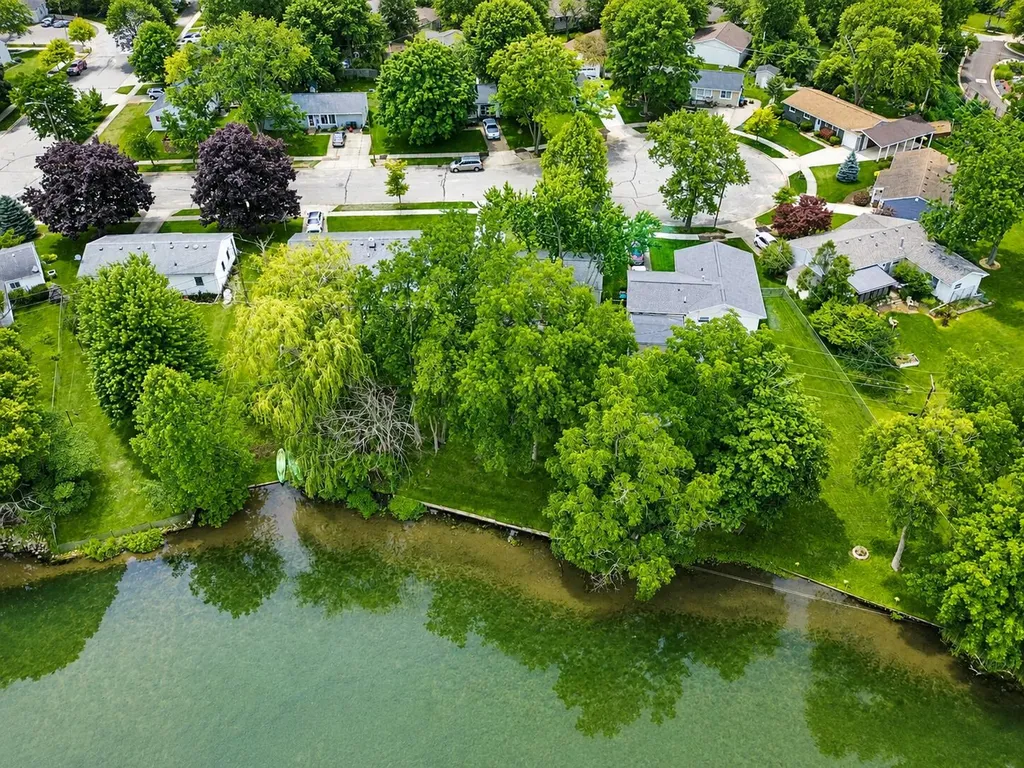 413 Argyle Court Milan City MI 48160