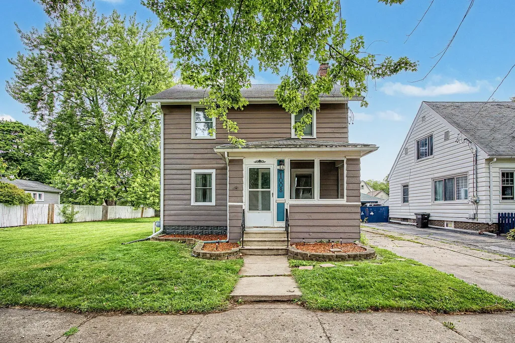 1008 Union Jackson City MI 49203