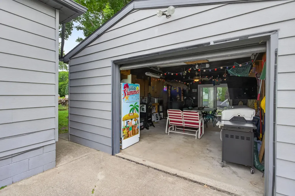 2550 Dardy Drive Norvell Township MI 49230