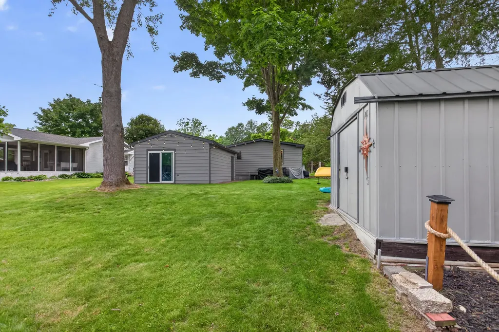 2550 Dardy Drive Norvell Township MI 49230
