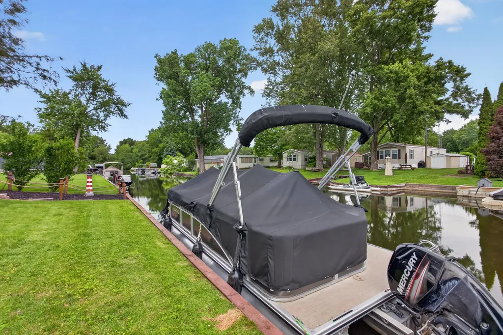 2550 Dardy Drive Norvell Township MI 49230