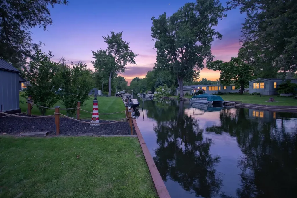 2550 Dardy Drive Norvell Township MI 49230