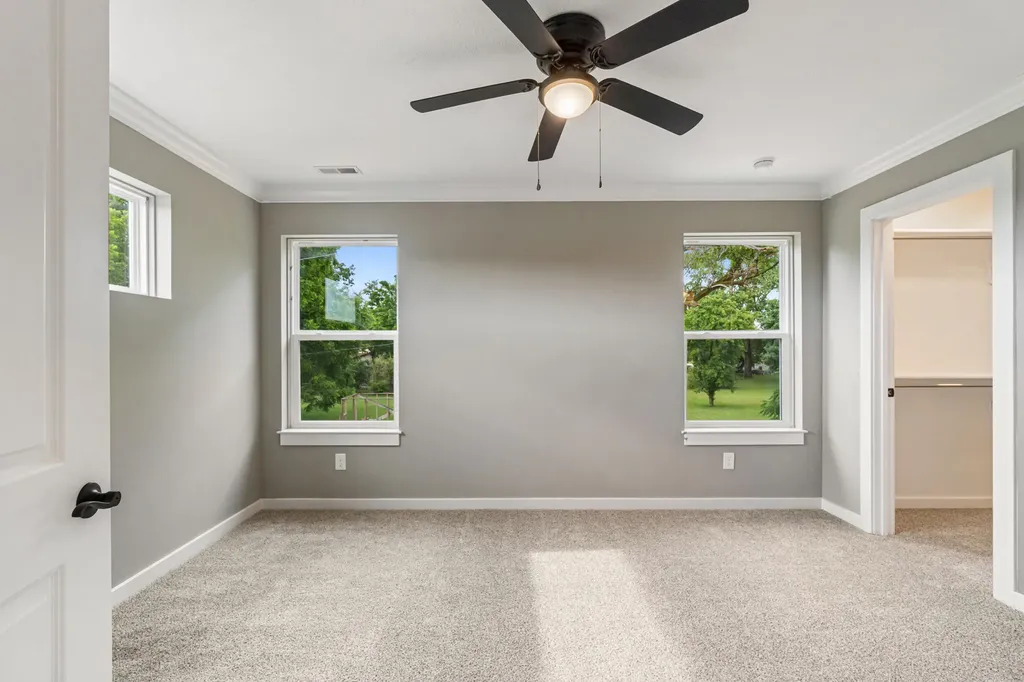 5 E Main Street Owosso Charter Township MI 48867