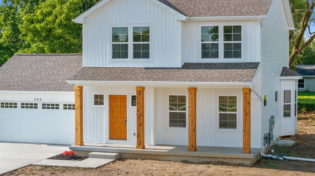 5 E Main Street Owosso Charter Township MI 48867