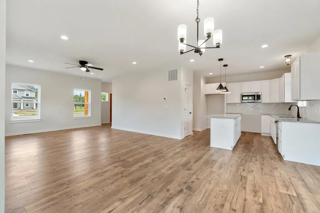 5 E Main Street Owosso Charter Township MI 48867