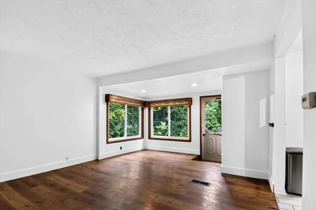 6109 Brooklyn Road Napoleon Township MI 49201