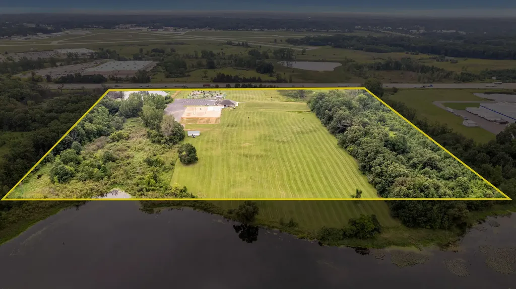 3600 Wayland Drive Blackman Charter Township MI 49202
