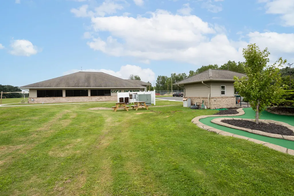3600 Wayland Drive Blackman Charter Township MI 49202