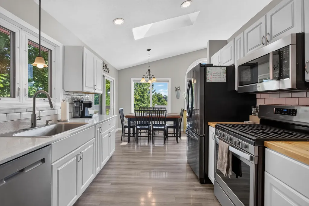 11947 Bunday Drive Somerset Township MI 49249