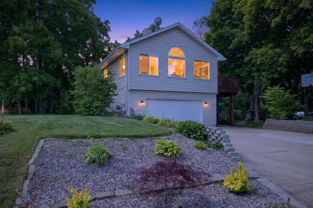 11947 Bunday Drive Somerset Township MI 49249