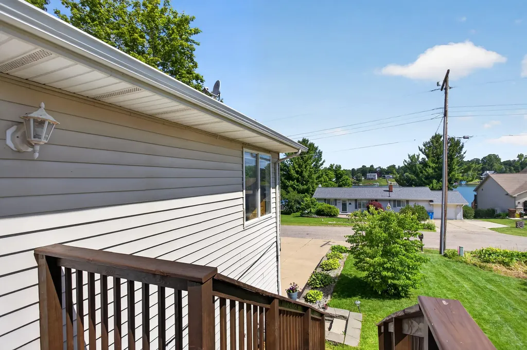 11947 Bunday Drive Somerset Township MI 49249