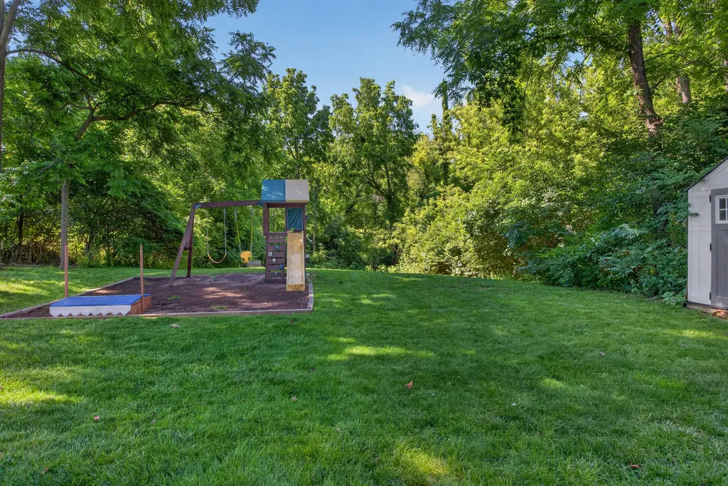 11947 Bunday Drive Somerset Township MI 49249