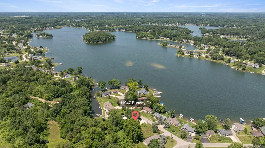 11947 Bunday Drive Somerset Township MI 49249
