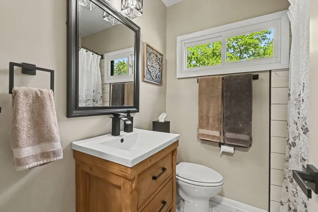 1415 Franklin Street Meridian Charter Township MI 48840