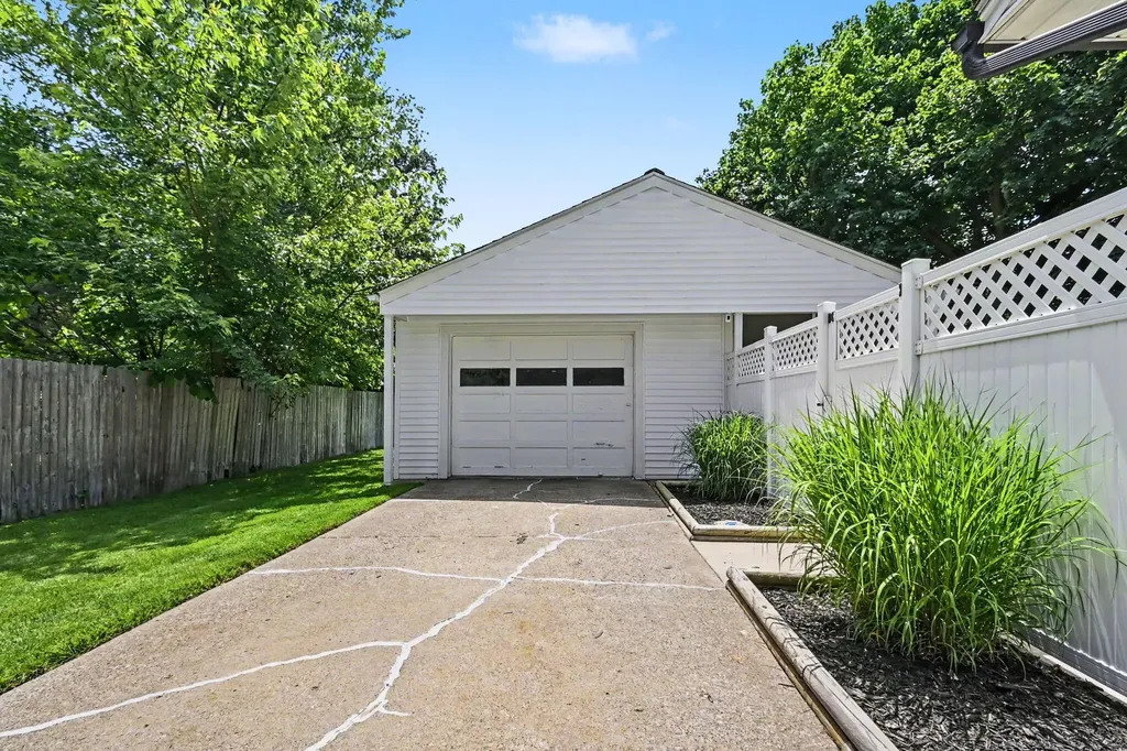 1415 Franklin Street Meridian Charter Township MI 48840