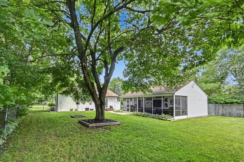 1415 Franklin Street Meridian Charter Township MI 48840