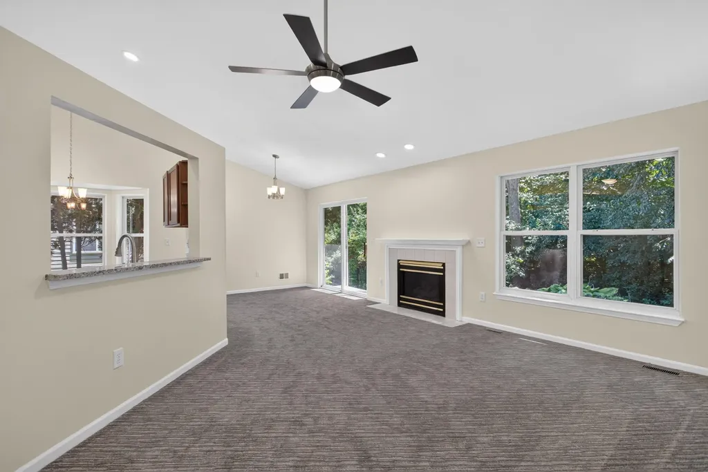 7944 Thornhill Drive Ypsilanti Charter Township MI 48197