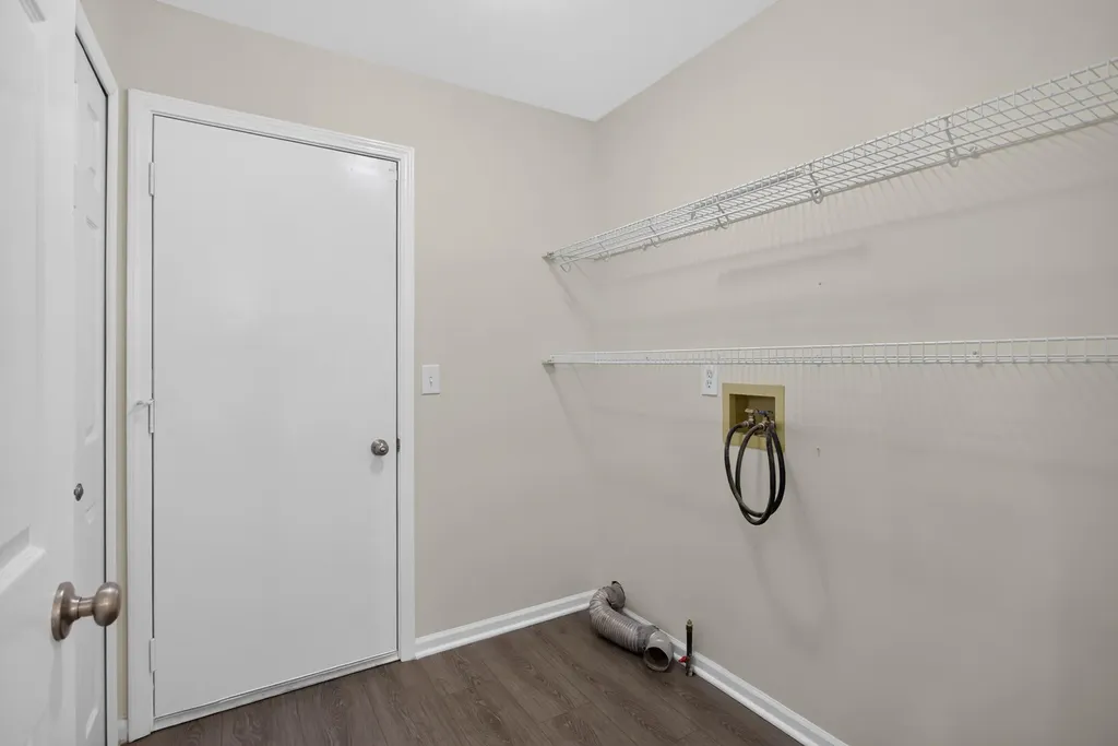 7944 Thornhill Drive Ypsilanti Charter Township MI 48197
