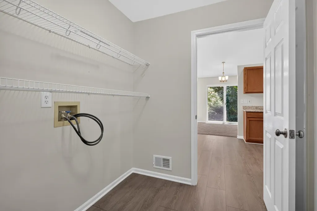 7944 Thornhill Drive Ypsilanti Charter Township MI 48197