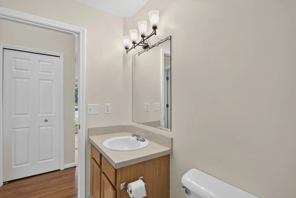 7944 Thornhill Drive Ypsilanti Charter Township MI 48197