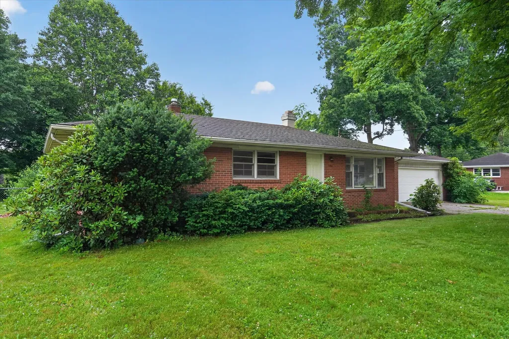 227 Eastlawn Parma Village MI 49269