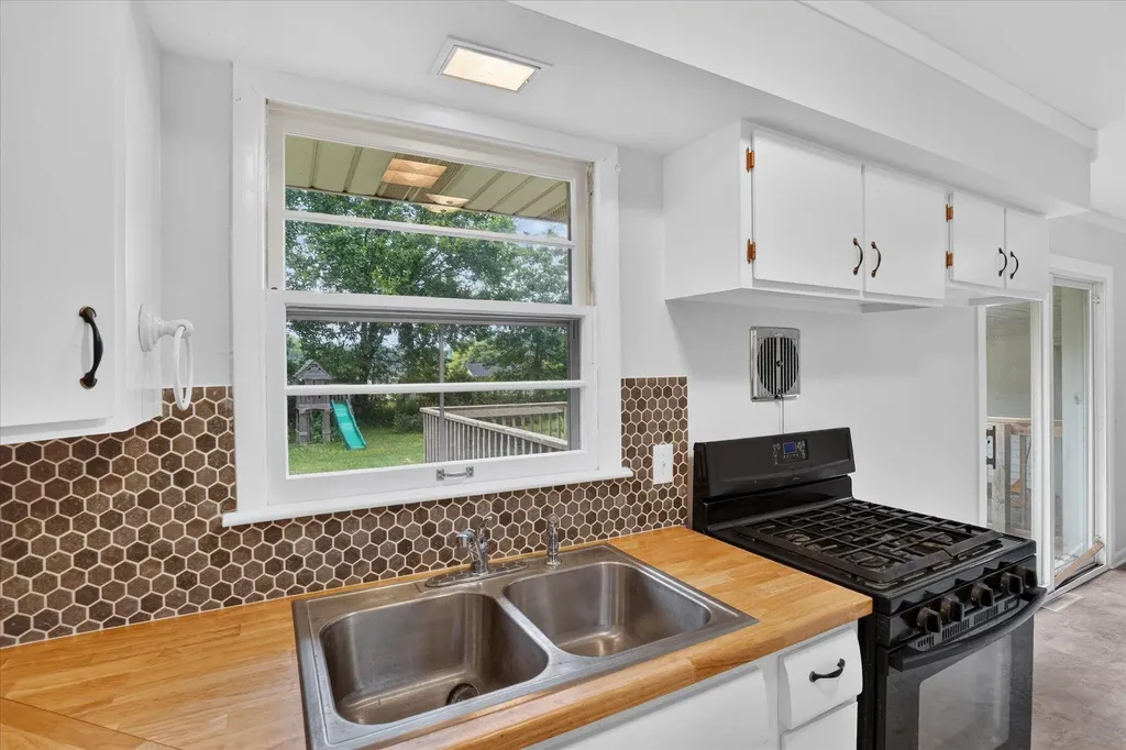 227 Eastlawn Parma Village MI 49269