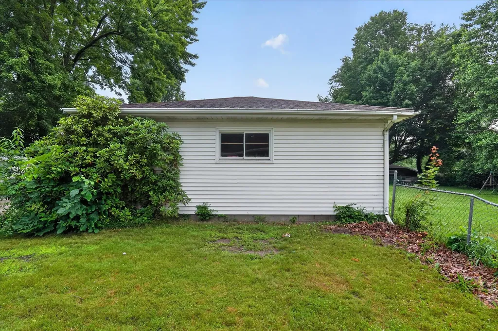 227 Eastlawn Parma Village MI 49269