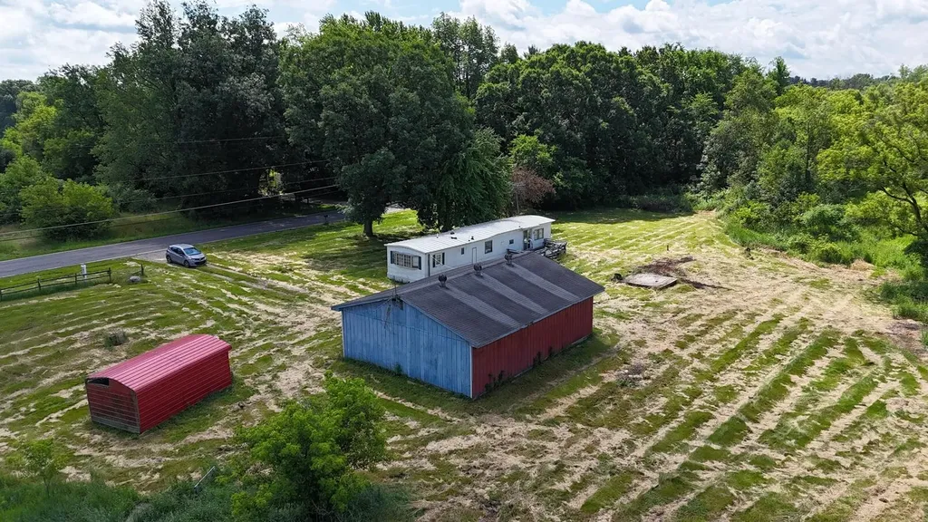 9500 N Meridian Road Henrietta Township MI 49272