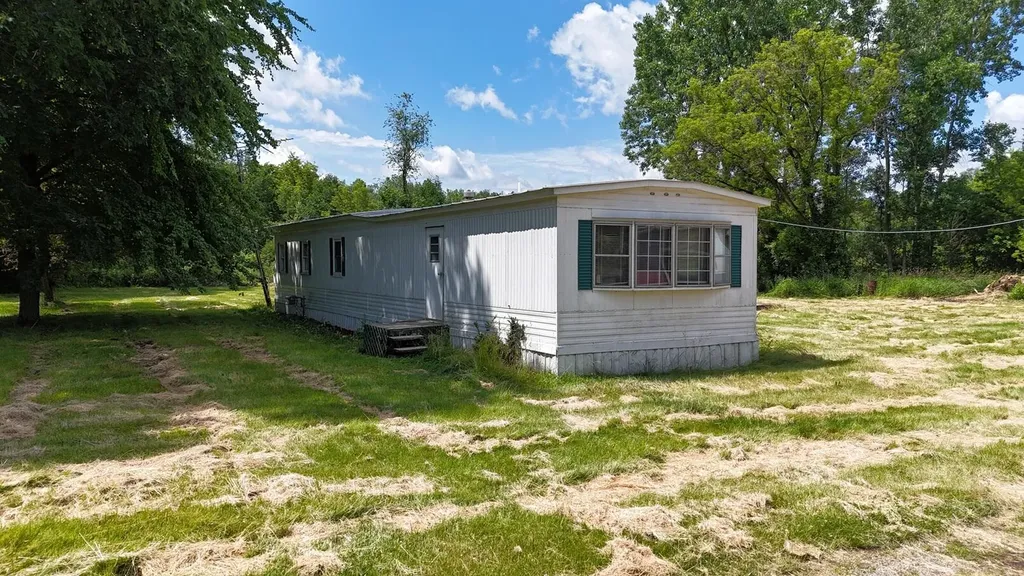 9500 N Meridian Road Henrietta Township MI 49272