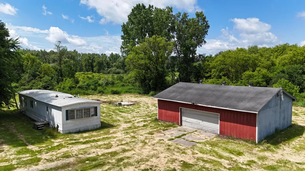 9500 N Meridian Road Henrietta Township MI 49272