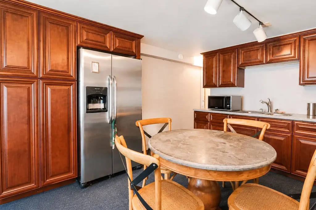 230 Duryeas Point Leoni Township MI 49254