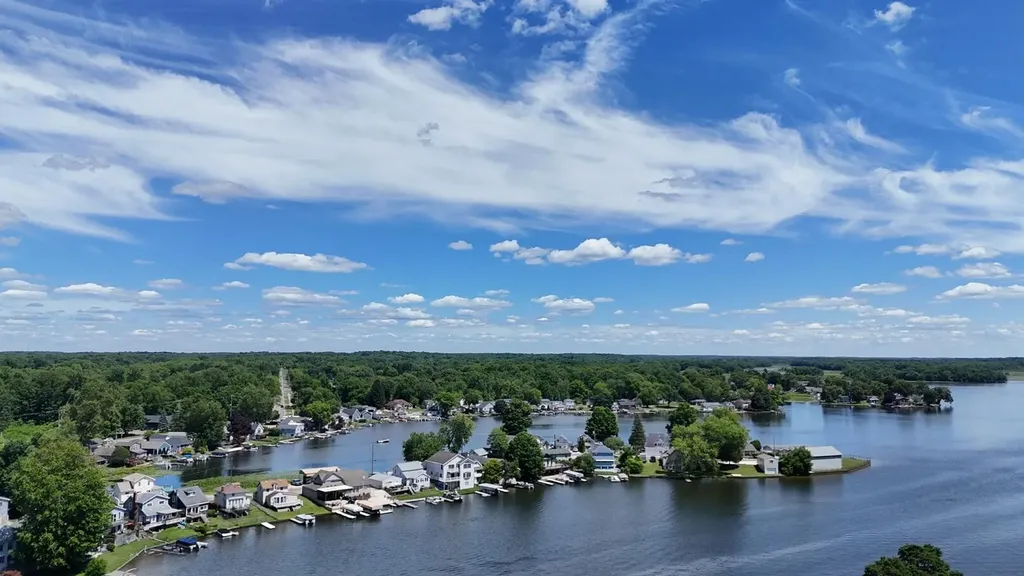 230 Duryeas Point Leoni Township MI 49254