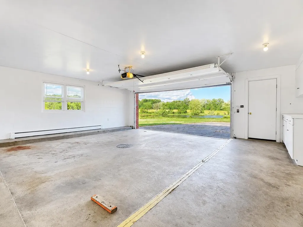 18100 English Road Manchester Township MI 48158