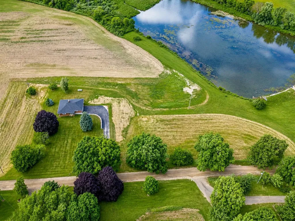 18100 English Road Manchester Township MI 48158