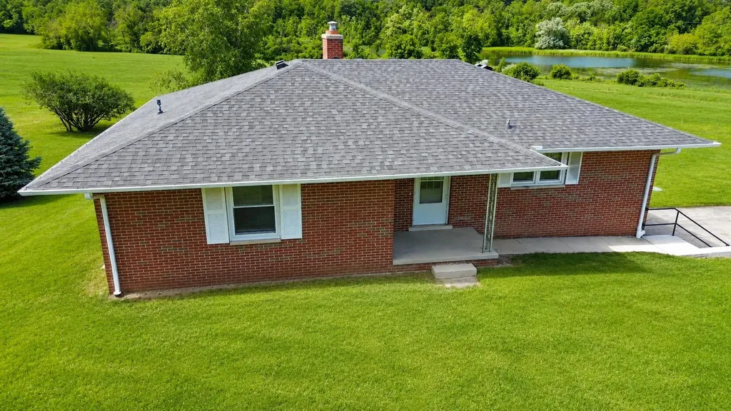 18100 English Road Manchester Township MI 48158