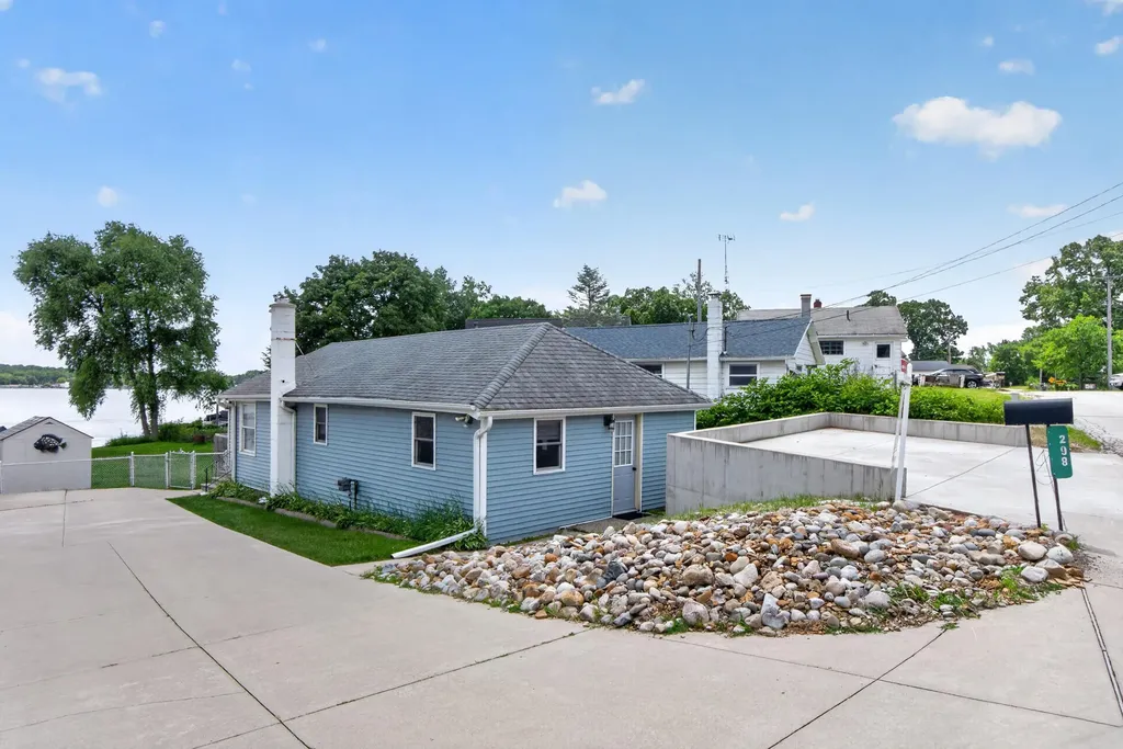 298 Ackerson Lake Drive Napoleon Township MI 49201